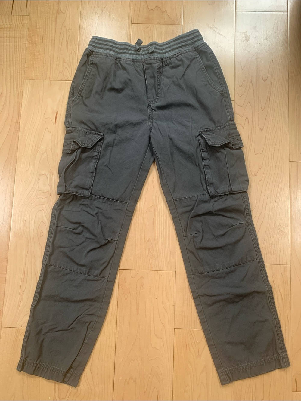 Hanna Andersson Kid's Dark Gray Cargo Jogger Pants - Elastic Waist sz 140/10